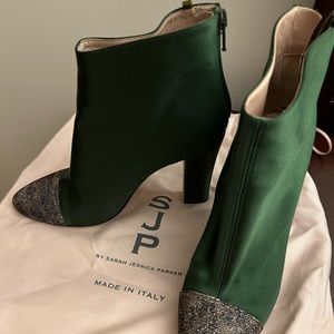 SJP booties US 6.5 green/gold